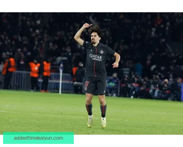 维蒂尼亚在本赛季持续提升球队贡献，表现备受关注。