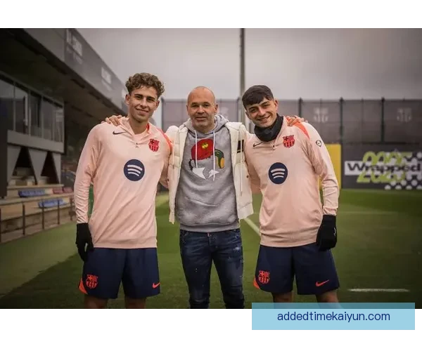 佩德里与莱万多夫斯基合作默契，竞技状态逐渐回暖